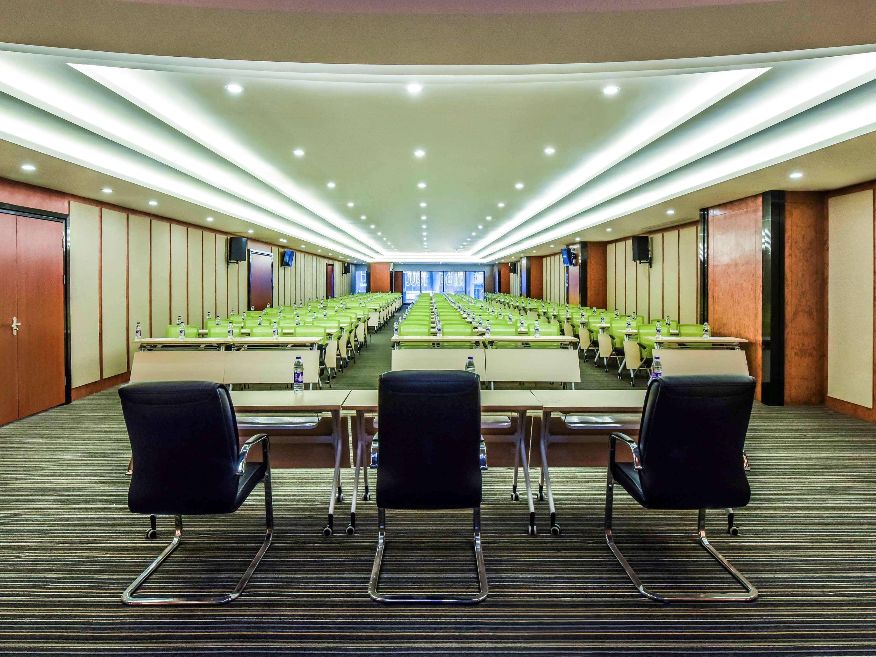 Mercure Chongqing Downtown Exterior foto